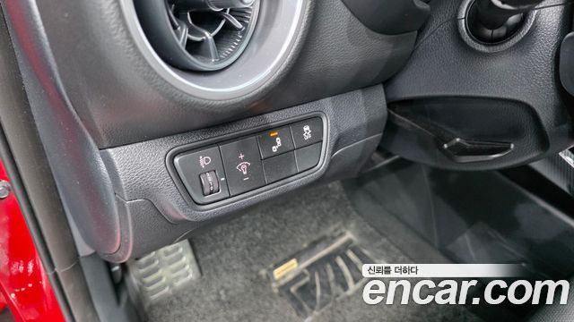 Kia K3 (II) 1.6 Turbo GT 5Door Signature 2023 — фото 18