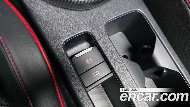 Kia K3 (II) 1.6 Turbo GT 5Door Signature 2023 — фото 20