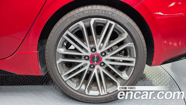 Kia K3 (II) 1.6 Turbo GT 5Door Signature 2023 — фото 21