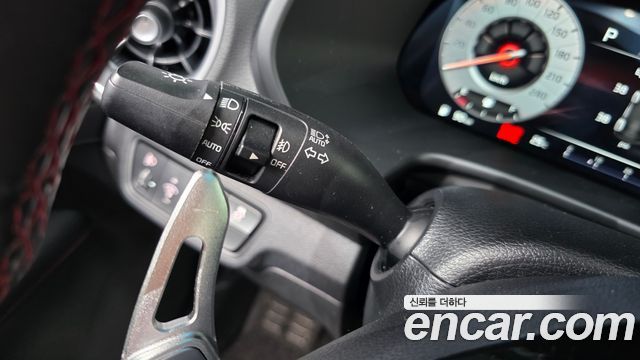 Kia K3 (II) 1.6 Turbo GT 5Door Signature 2023 — фото 29