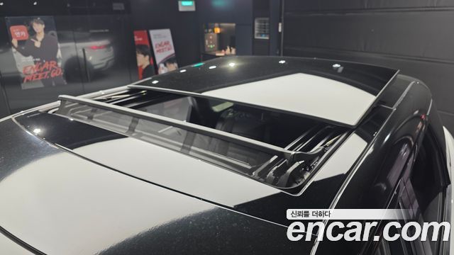 Land Rover Range Rover Evoque (II) P250 R-Dynamic SE 2022 — фото 19