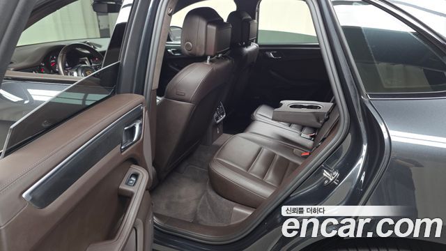 Porsche Macan 2.9 GTS 95B 2020 — фото 12