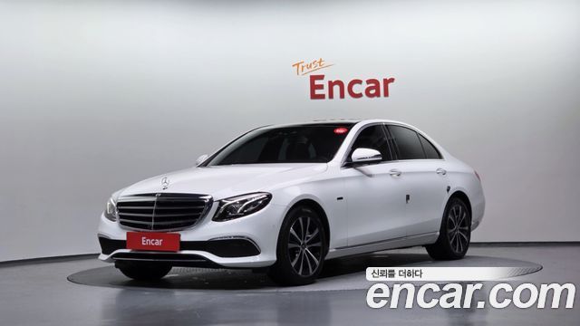 Mercedes-Benz E-Class (W213) E300e Exclusive 2019 — фото 1