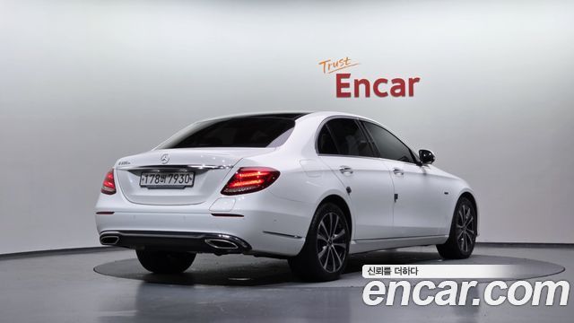 Mercedes-Benz E-Class (W213) E300e Exclusive 2019 — фото 2