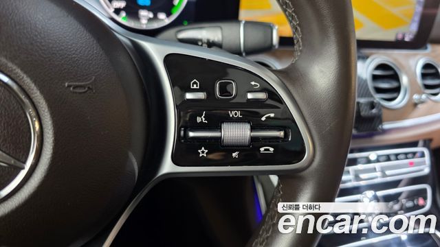 Mercedes-Benz E-Class (W213) E300e Exclusive 2019 — фото 27
