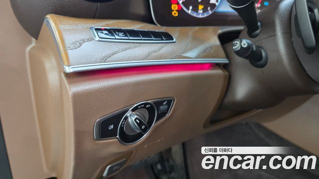 Mercedes-Benz E-Class (W213) E300e Exclusive 2019 — фото 30