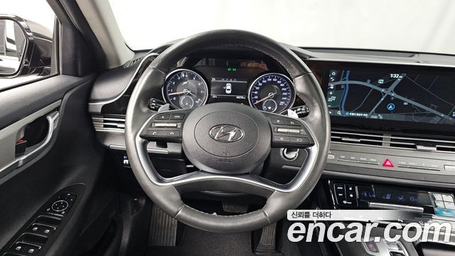 Hyundai Grandeur (IG) 3.0 LPi Rent Car Modern 2022 — фото 13