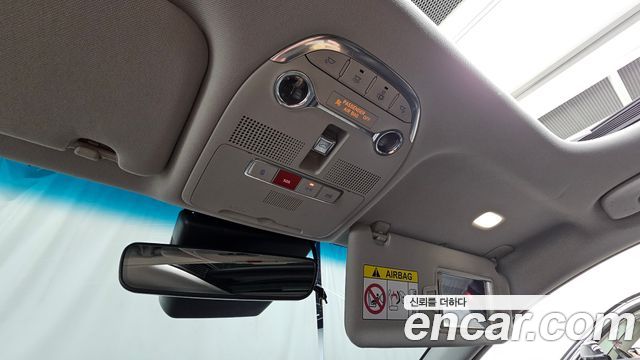 Hyundai Grandeur (IG) 3.0 LPi Rent Car Modern 2022 — фото 18