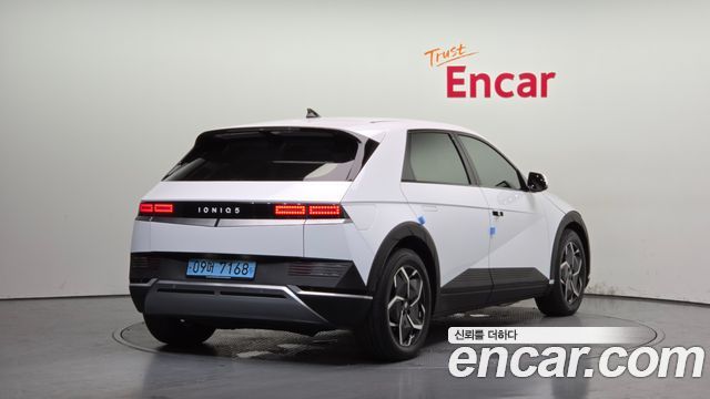 Hyundai Ioniq 5 Long range Exclusive 2022 — фото 2