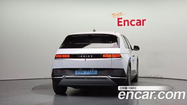 Hyundai Ioniq 5 Long range Exclusive 2022 — фото 4