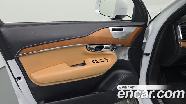 Volvo XC90 (II) D5 Inscription 2018 — фото 24