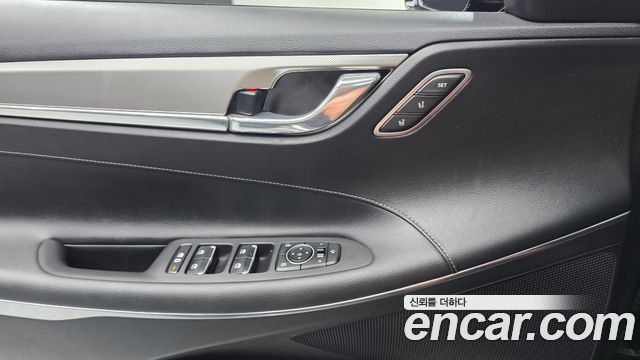 Hyundai Grandeur (IG) 2.5 Exclusice 2023 — фото 17