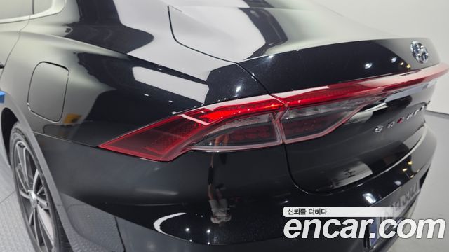 Hyundai Grandeur (IG) 2.5 Exclusice 2023 — фото 23