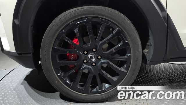 KG Mobility (SsangYong) Torres Gasoline 1.5 2WD Black Edition 2024 — фото 5