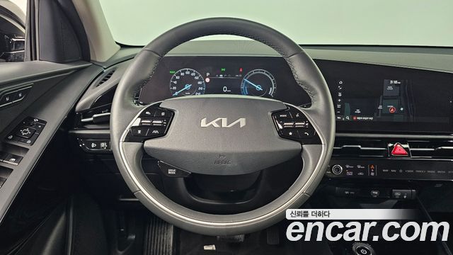 Kia Niro EV Air 2023 — фото 13