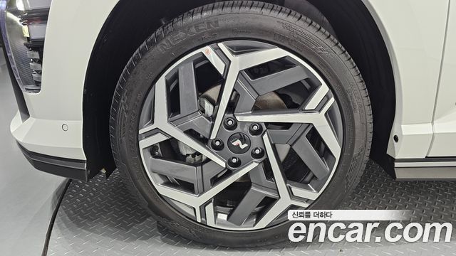 Hyundai Kona (SX2) Gasoline 1.6 Turbo 4WD Inspiration N Line 2025 — фото 5