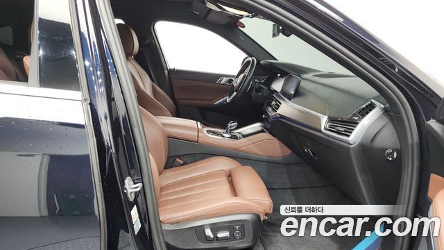 BMW X6 (G06) xDrive40i M Sport 2022 — фото 26