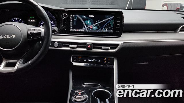 Kia K5 (III) 2.0 Prestige 2022 — фото 14