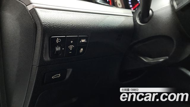 Kia K5 (III) 2.0 Prestige 2022 — фото 16