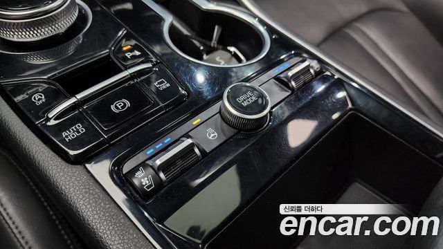 Kia K5 (III) 2.0 Prestige 2022 — фото 32