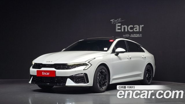 Kia K5 (III) 2.0 Prestige 2024 — фото 1