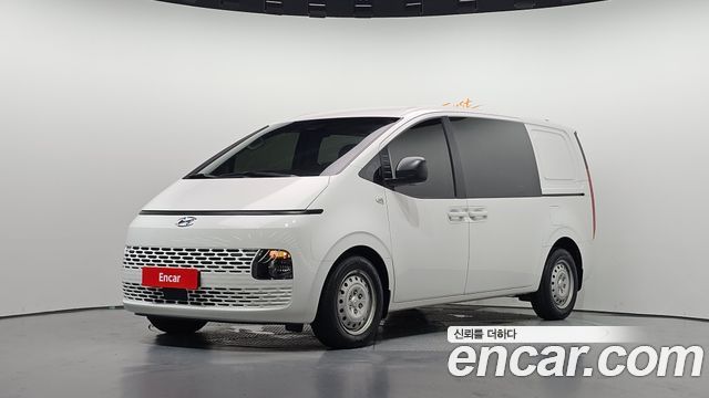 Hyundai Staria Cargo 5-Seater Smart 2023 — фото 1
