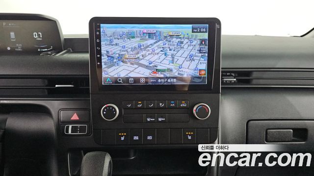 Hyundai Staria Cargo 5-Seater Smart 2023 — фото 12