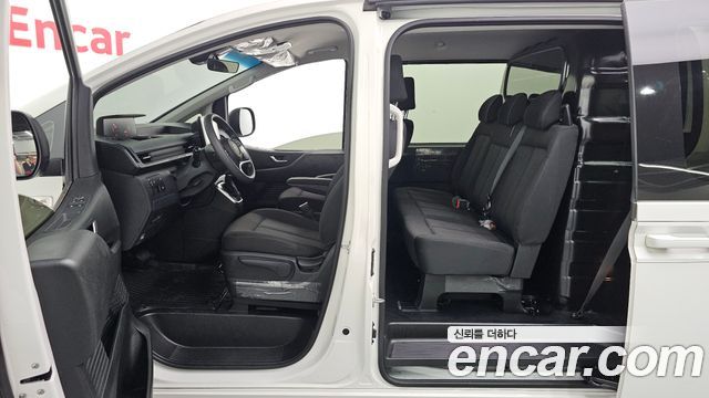 Hyundai Staria Cargo 5-Seater Smart 2023 — фото 18