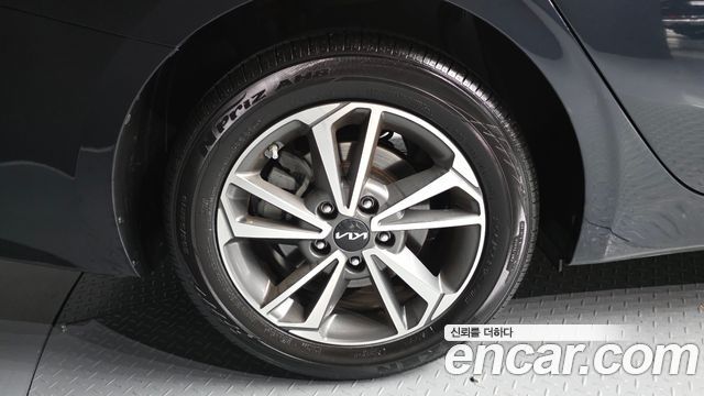 Kia K3 (II) 1.6 Prestige 2024 — фото 5