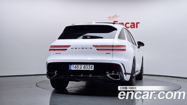 Genesis GV70 3.5T Gasoline AWD 2025 — фото 4