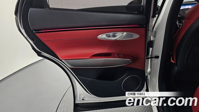 Genesis GV70 3.5T Gasoline AWD 2025 — фото 25
