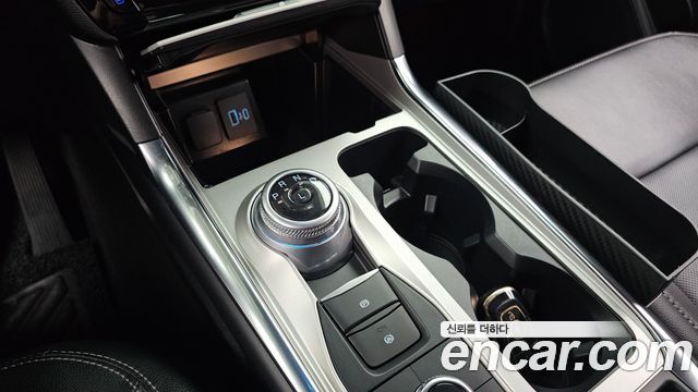 Ford Explorer (VI) 3.3 Hybrid 2022 — фото 9