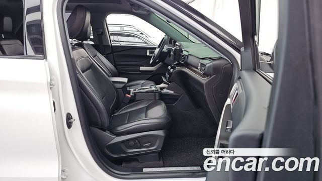 Ford Explorer (VI) 3.3 Hybrid 2022 — фото 11