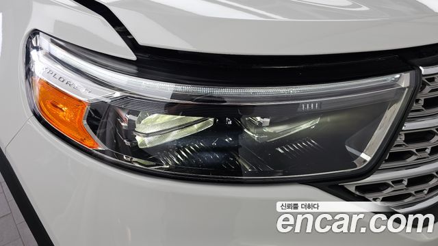 Ford Explorer (VI) 3.3 Hybrid 2022 — фото 22