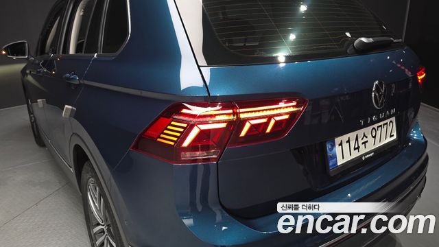 Volkswagen Tiguan (II) 2.0 TDI Prestige 2023 — фото 29