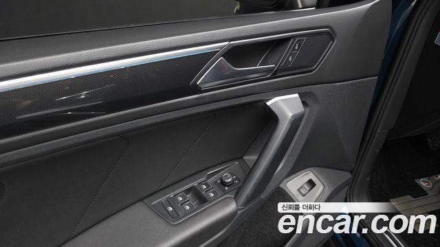 Volkswagen Tiguan (II) 2.0 TDI Prestige 2023 — фото 34