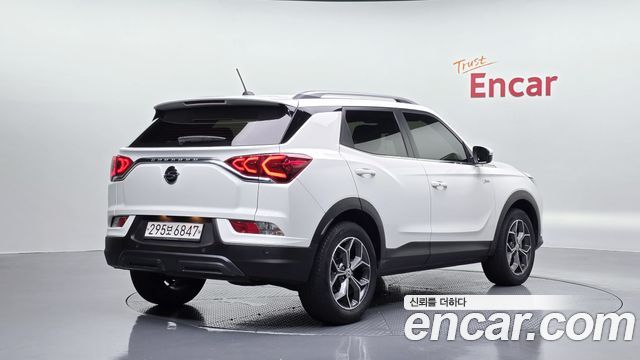 KG Mobility (SsangYong) Beautiful Korando Gasoline 1.5 2WD C5 Plus 2021 — фото 2