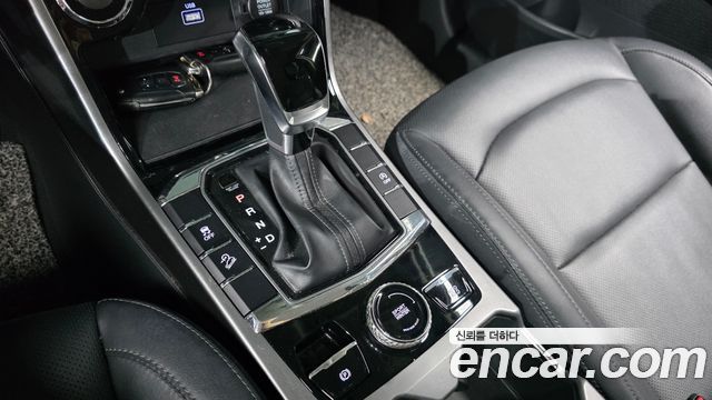 KG Mobility (SsangYong) Beautiful Korando Gasoline 1.5 2WD C5 Plus 2021 — фото 9