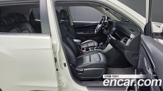 KG Mobility (SsangYong) Beautiful Korando Gasoline 1.5 2WD C5 Plus 2021 — фото 11