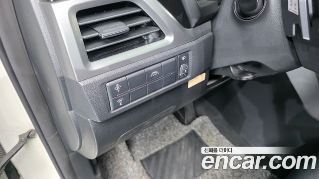 KG Mobility (SsangYong) Beautiful Korando Gasoline 1.5 2WD C5 Plus 2021 — фото 16