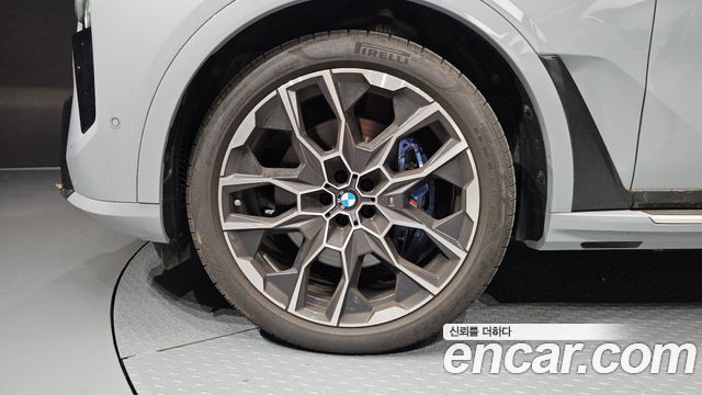BMW X7 (G07) xDrive 40i M Sport 7STR 2024 — фото 5