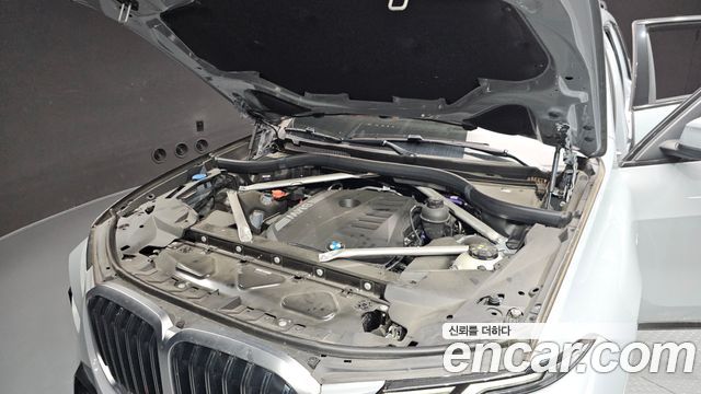 BMW X7 (G07) xDrive 40i M Sport 7STR 2024 — фото 6