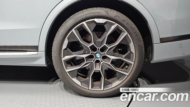 BMW X7 (G07) xDrive 40i M Sport 7STR 2024 — фото 21