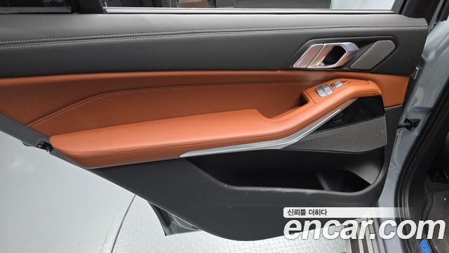 BMW X7 (G07) xDrive 40i M Sport 7STR 2024 — фото 25