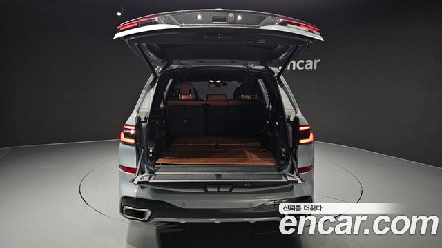 BMW X7 (G07) xDrive 40i M Sport 7STR 2024 — фото 32