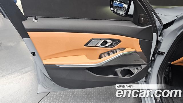 BMW 3 Series (G20) 320i M Sport 2026 — фото 24