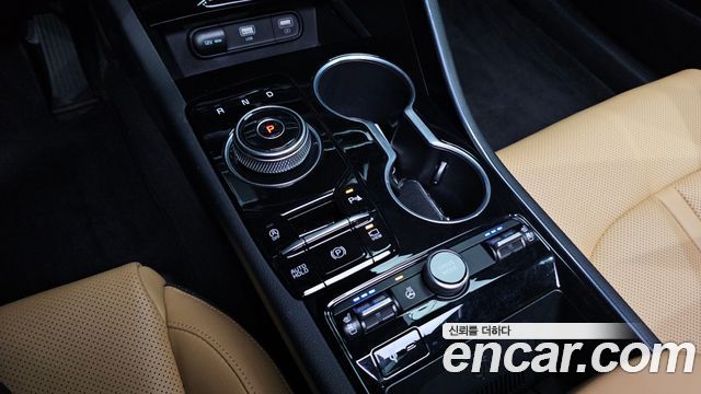 Kia K5 (III) 2.0 Noblesse 2023 — фото 9