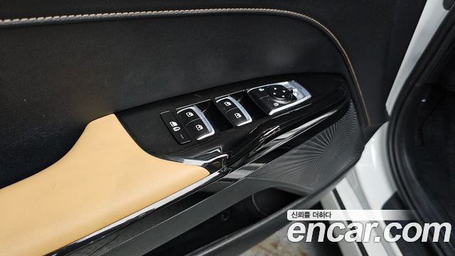 Kia K5 (III) 2.0 Noblesse 2023 — фото 17