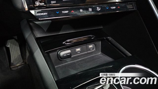 Kia K5 (III) 2.0 Noblesse 2023 — фото 18