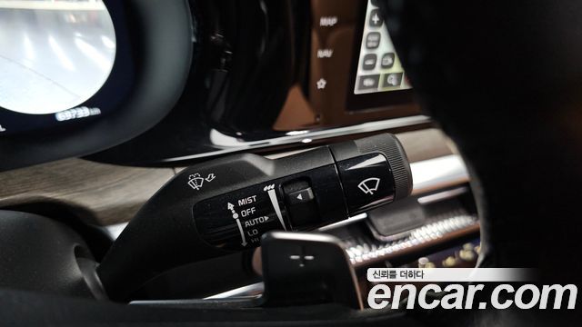 Kia K5 (III) 2.0 Noblesse 2023 — фото 28